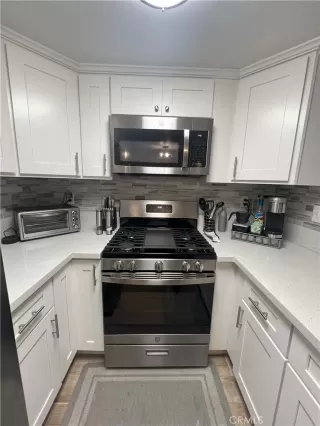 Photo #6: SW25077336 Listing