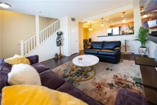 Photo #2: SW25078374 Listing 