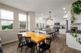 Photo #4: SW25084077 Listing