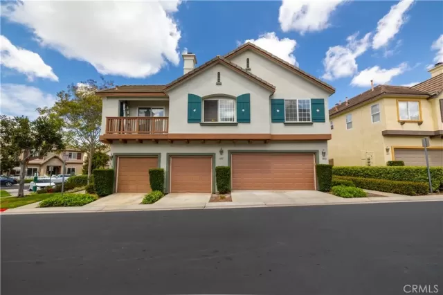 MLS: SW25092417 Condo For Sale