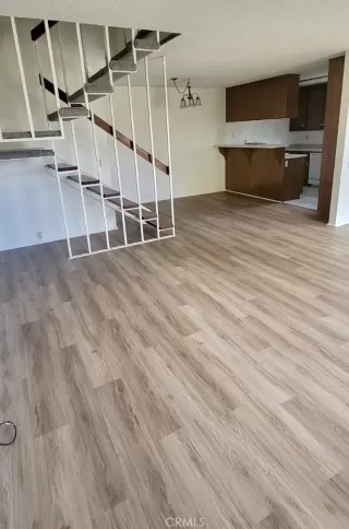 Photo #3: SW25095184 Listing