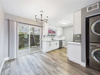 Photo #6: SW25095468 Listing