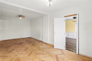 Photo #4: SW25097869 Listing