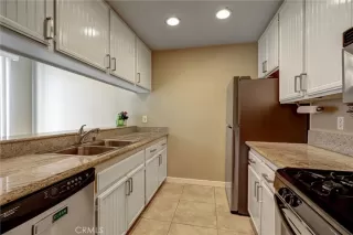 Photo #5: SW25100155 Listing