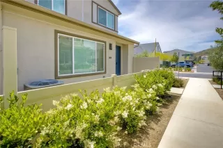 Photo #2: SW25104557 Listing