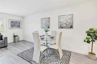 Photo #1: SW25123350 Listing 