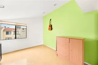 Photo #3: SW25123504 Listing