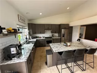 Photo #3: SW25128164 Listing