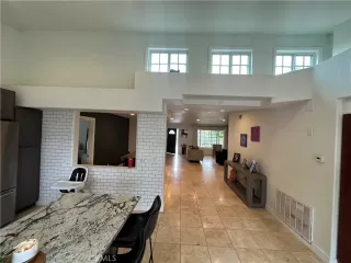 Photo #5: SW25128164 Listing