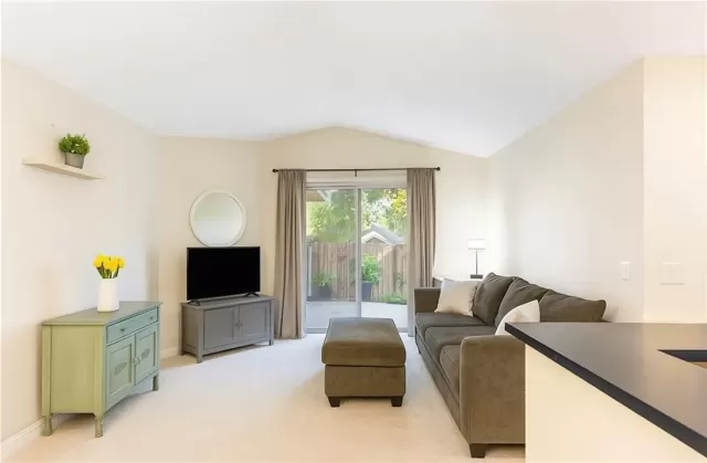 MLS: SW25143498 Condo For Sale