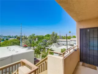 Photo #2: SW25143700 Listing