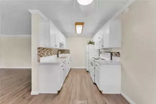 Photo #5: SW25144324 Listing