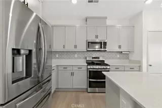 Photo #5: SW25148238 Listing