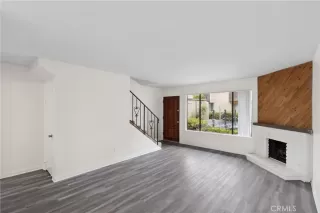 Photo #3: SW25148486 Listing 