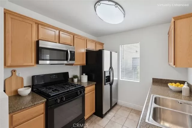 MLS: SW25148824 Condo For Sale