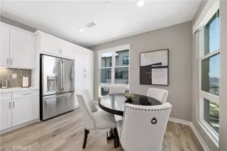 Photo #5: SW25152126 Listing