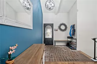 Photo #3: SW25157562 Listing