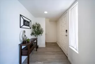 Photo #2: SW25159207 Listing