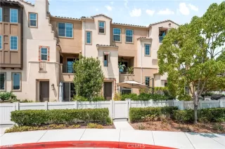 More Details about MLS # SW25160840 : 1253 VIA LUCERO