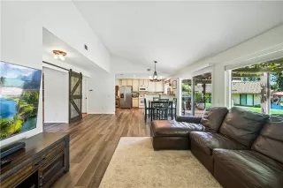 Photo #3: SW25164781 Listing 