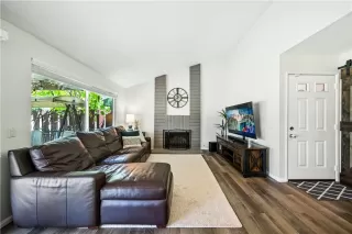 Photo #5: SW25164781 Listing 