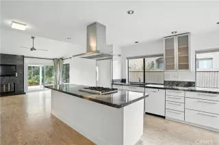 Photo #5: SW25165806 Listing