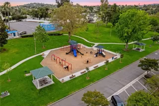 Photo #2: SW25181567 Listing 