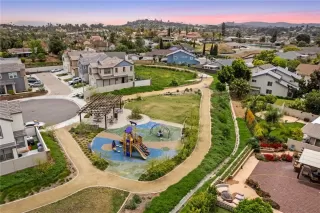 Photo #3: SW25181567 Listing 