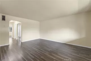 Photo #4: SW25184547 Listing