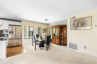 Photo #1: SW25187828 Listing