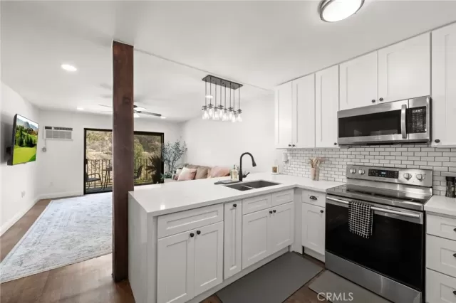 MLS: SW25189896 Condo For Sale