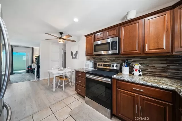 MLS: SW25215002 Condo For Sale