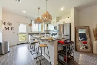 Photo #4: SW25218904 Listing 