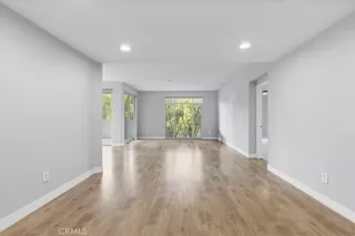 Photo #2: SW25223301 Listing 