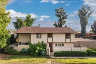 RYAN MANOR Condos for Sale