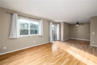 Photo #5: SW25240667 Listing 