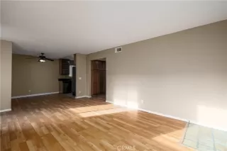 Photo #6: SW25240667 Listing 