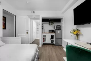 Photo #5: SW25251421 Listing 