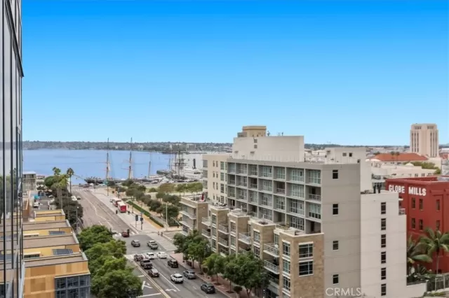 MLS: SW25262959 Condo For Sale
