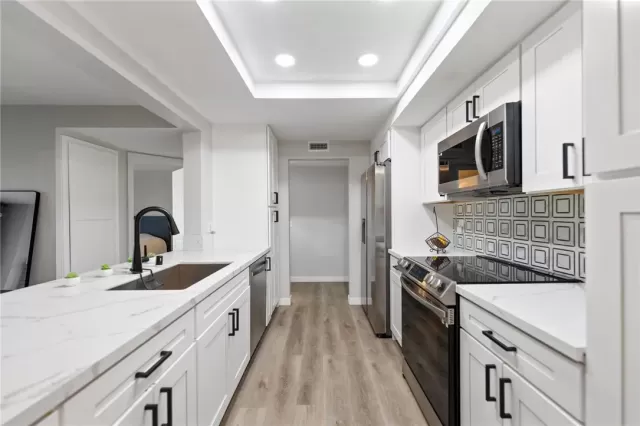 MLS: SW25279753 Condo For Sale