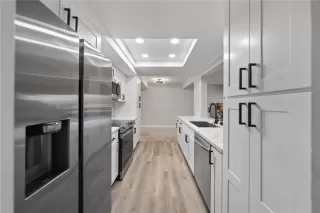 Photo #4: SW25279753 Listing 