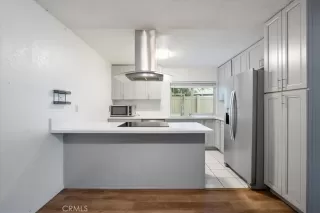 Photo #3: SW26019763 Listing 