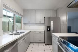 Photo #5: SW26019763 Listing 