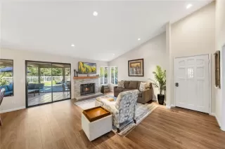 Photo #4: SW26025297 Listing 