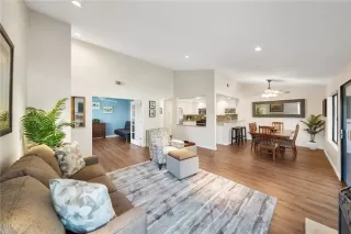 Photo #6: SW26025297 Listing 