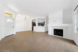 Photo #5: SW26034331 Listing