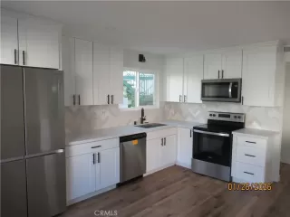 Photo #6: SW26035895 Listing