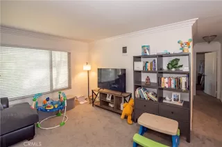 Photo #3: SW26037743 Listing