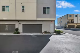 Photo #3: SW26038955 Listing 