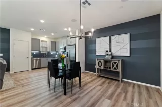 Photo #6: SW26038955 Listing 